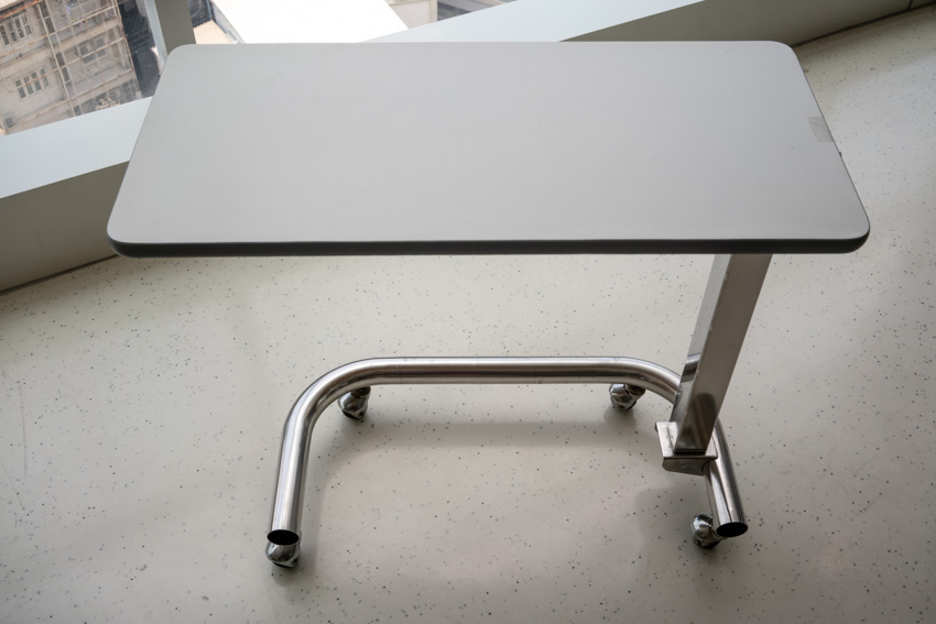 Overbed table